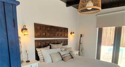 Villa Aura, a beautiful home located in a natural setting