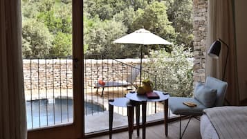 Junior Room, Non Smoking, Private Pool | Terrace/patio