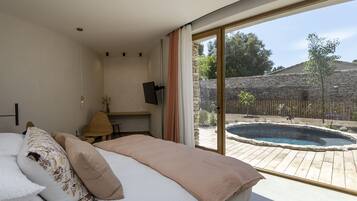 Premium kamer, 1 kingsize bed, privézwembad | Uitzicht vanuit de kamer