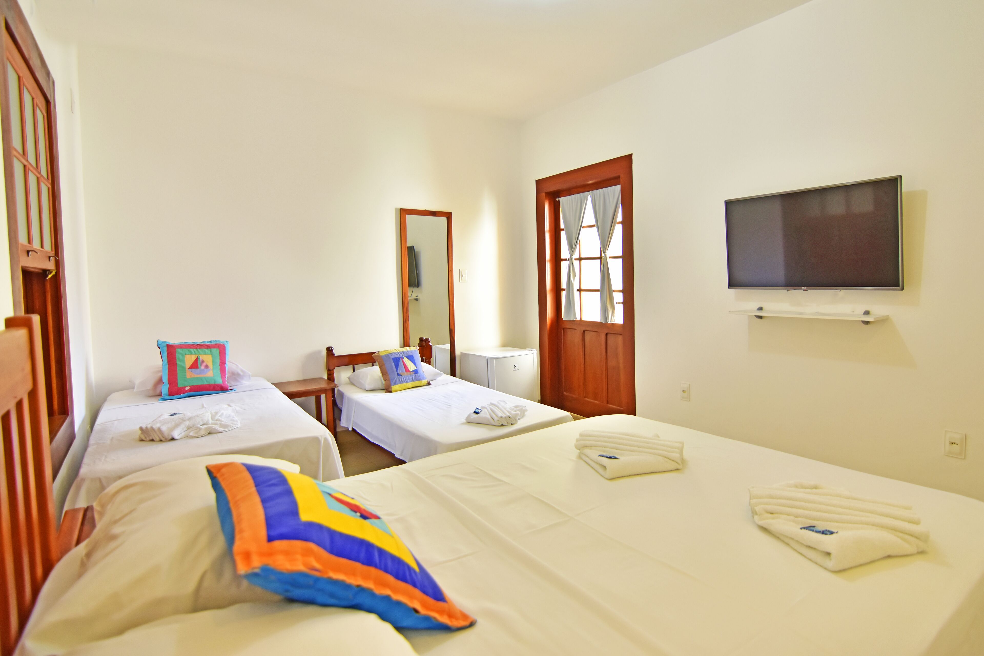 standard quadruple room | 1 bedroom, minibar, free wifi, bed sheets