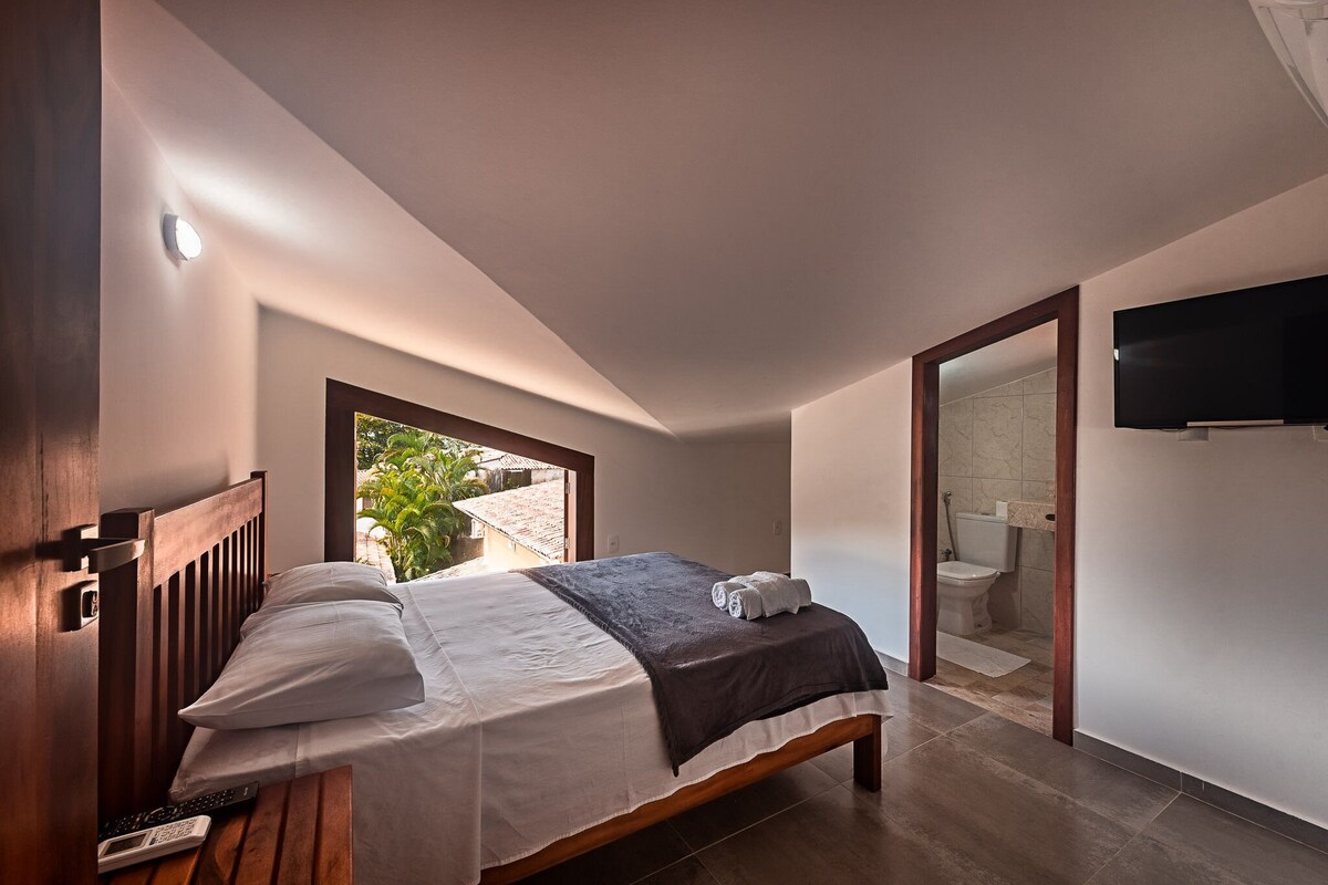Minibar, wifi gratis, ropa de cama