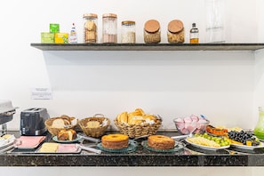 Petit déjeuner buffet compris tous les jours