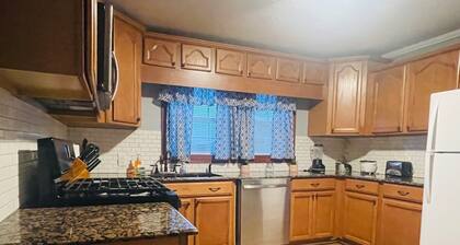 Near Casino's, Beach & Downtown Lake Charles!