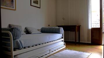 2 camere, ferro/asse da stiro, Wi-Fi gratuito, lenzuola