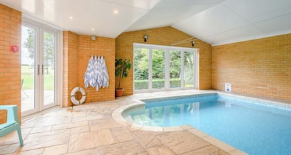 5 bedroom accommodation in Great Bircham, near Brancaster