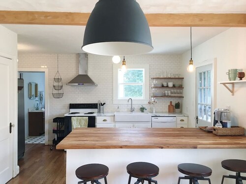 1940`s Bungalow near Downtown & UT Campus