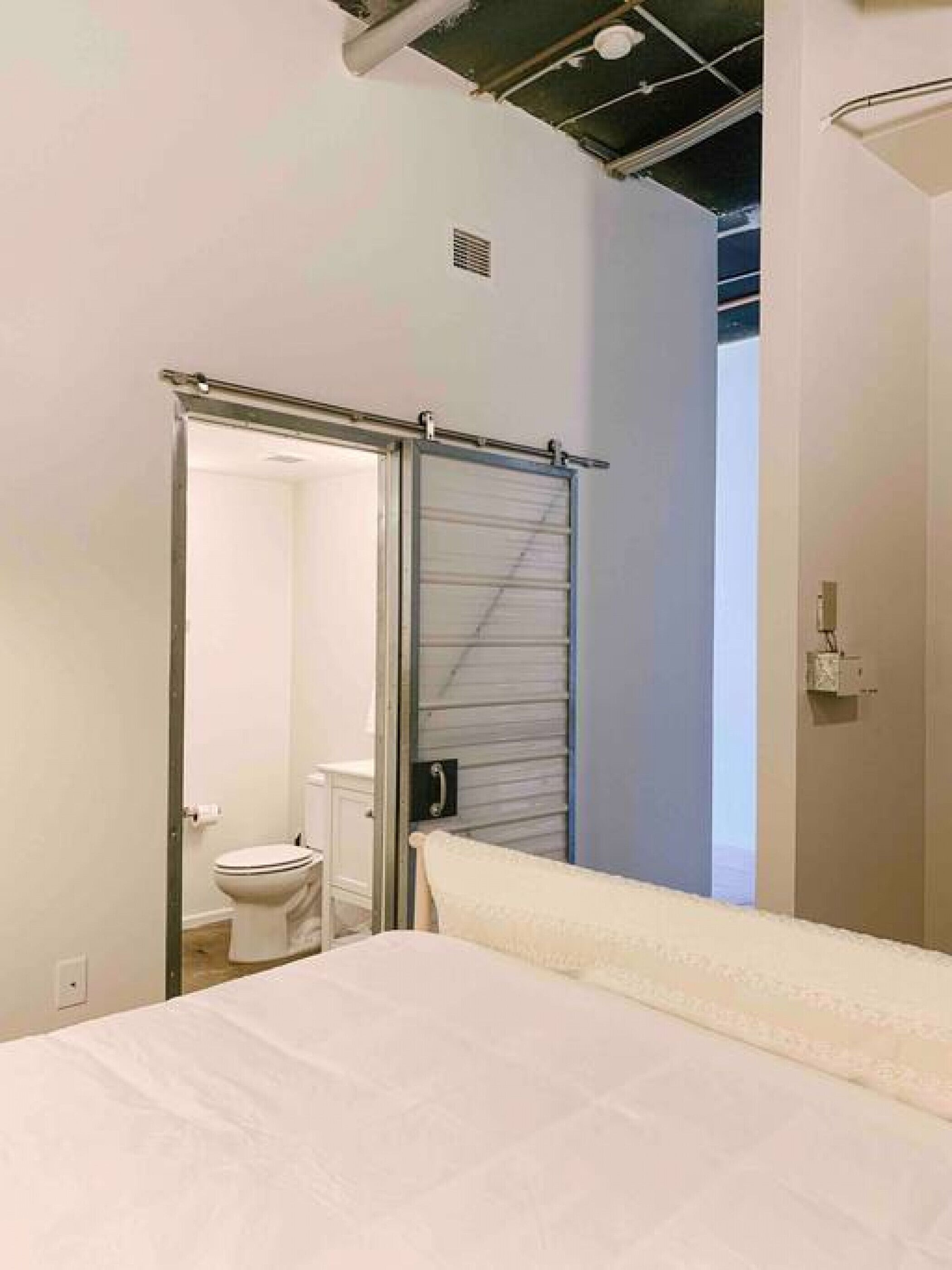 1 bedroom, memory foam beds, desk, iron/ironing board