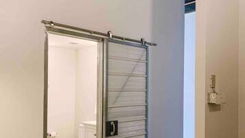 1 bedroom, memory foam beds, desk, iron/ironing board