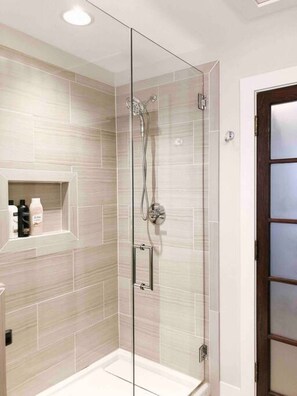 Hair dryer - Cru Loft in the Heart of Downtown Knox (Knoxville)