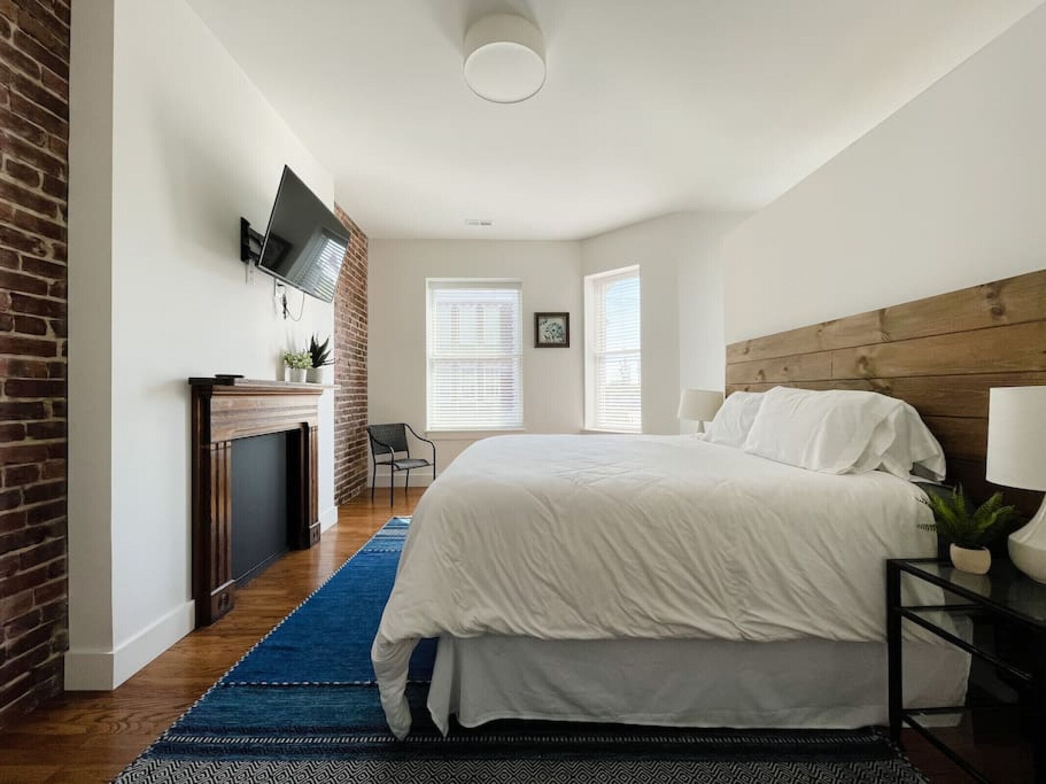 4 多间卧室、办公桌、熨斗/熨衣板、WiFi