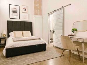 1 bedroom, desk, iron/ironing board, WiFi