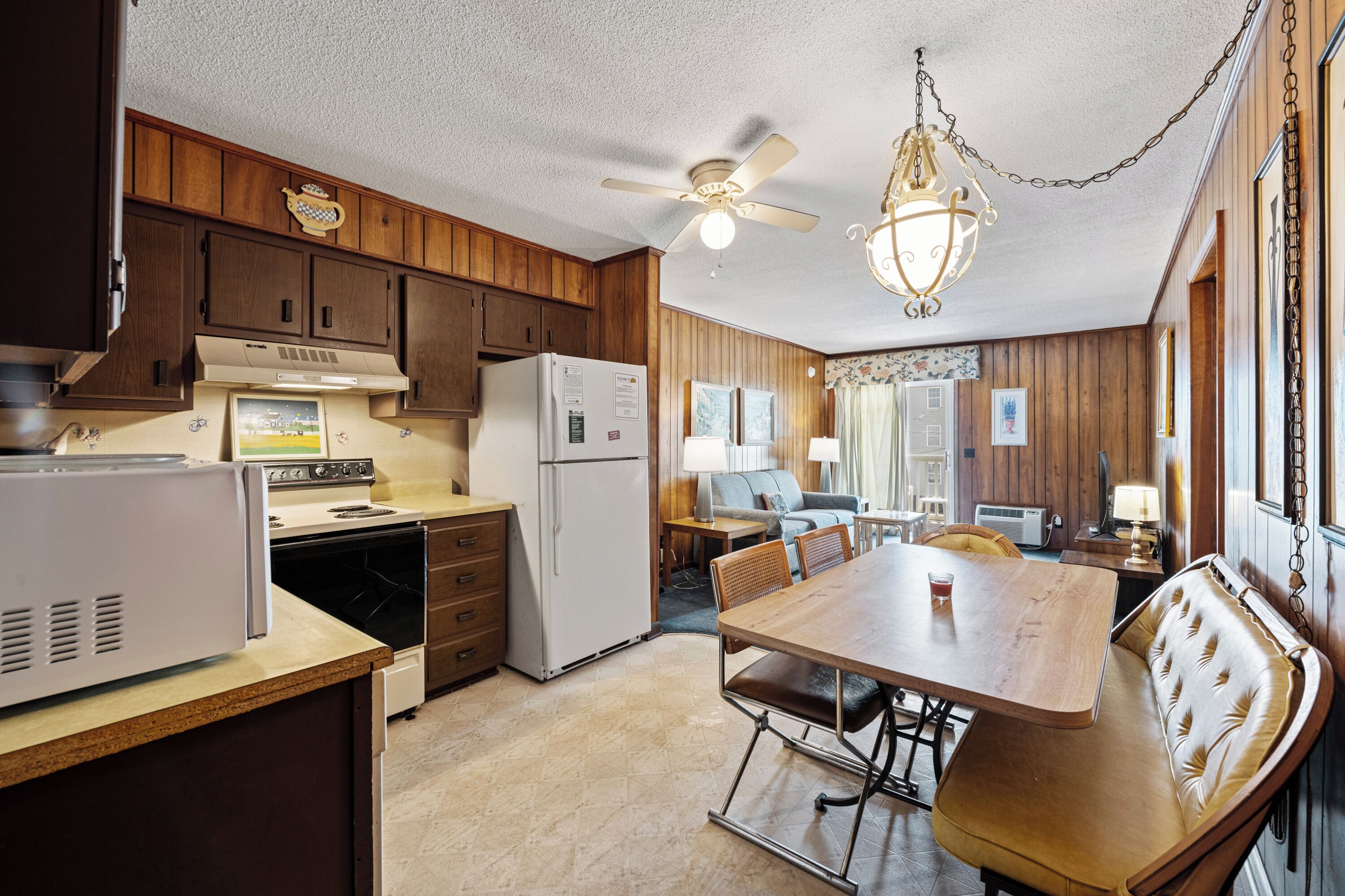 A Place at the Beach in Cherry Grove - Unit 3H - Across Street from Beach - 2 Bedrooms