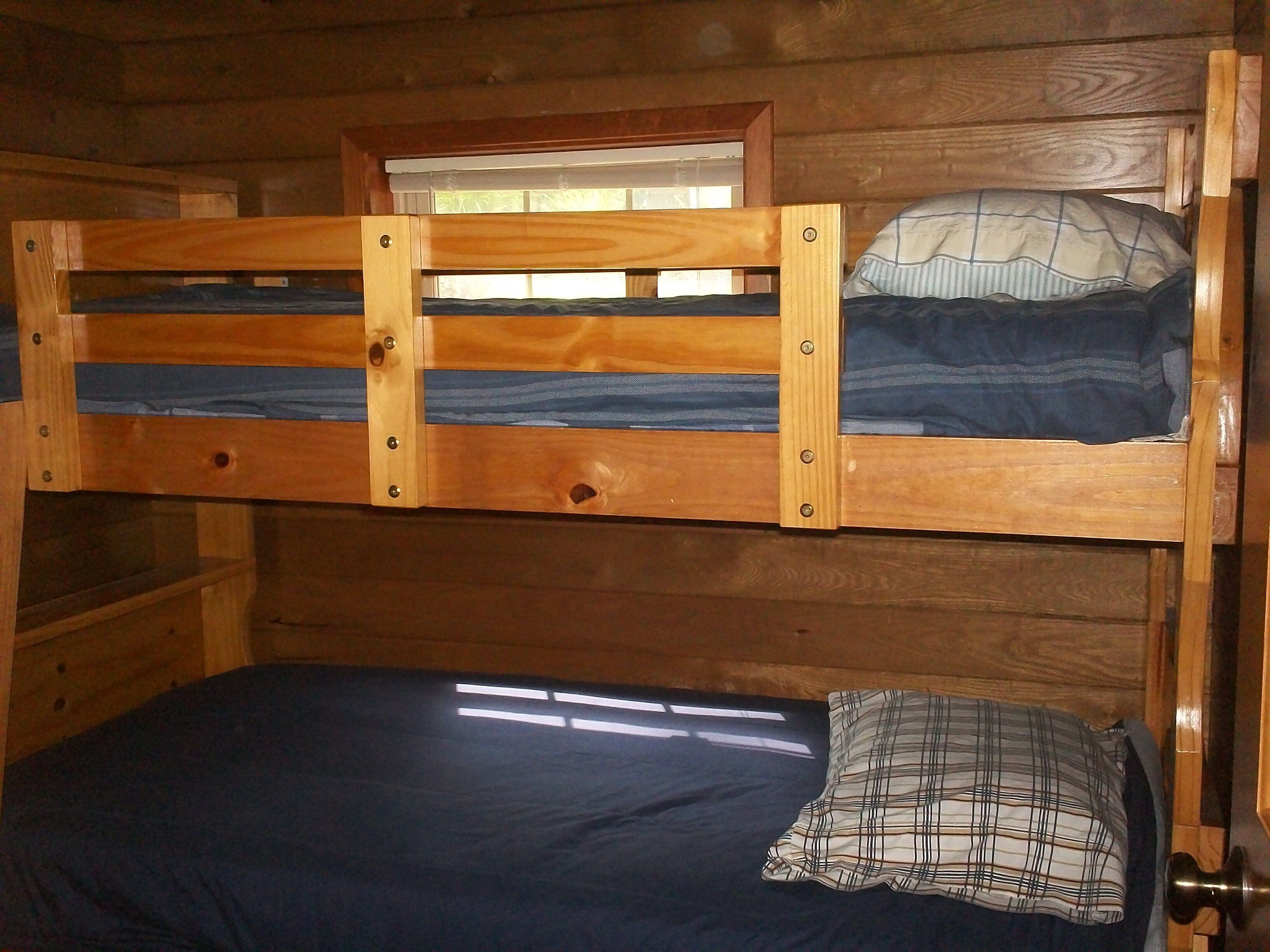 Lake Front Home With Pontoon Boat