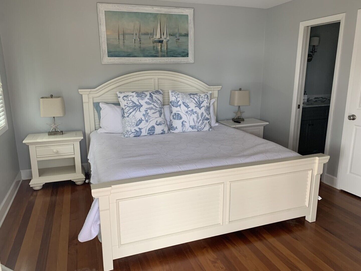 Captain John Fripp Villa with Beach Access!