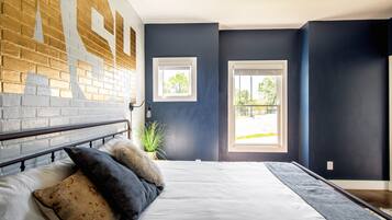 2 makuuhuonetta, silitysrauta/-lauta, ilmainen Wi-Fi, vuodevaatteet