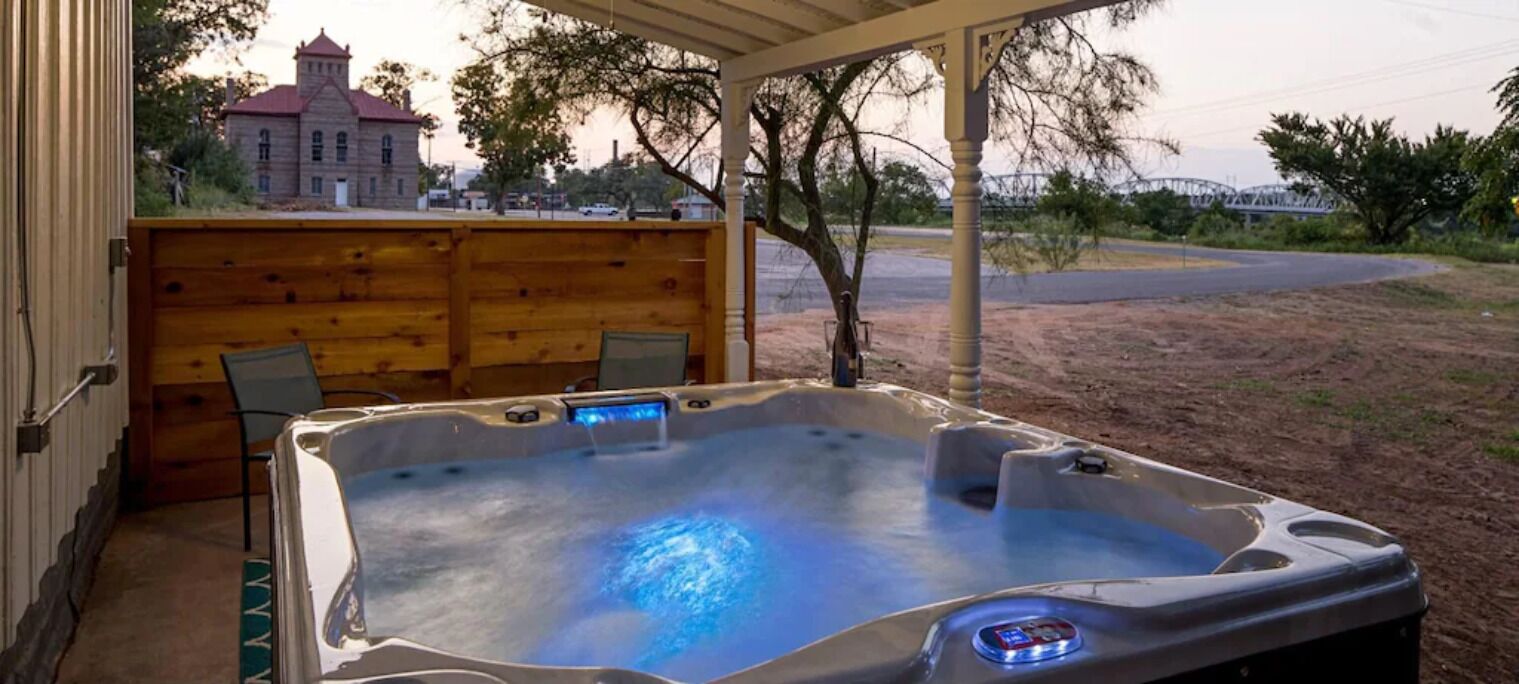 Restored Historic Lodging on the Outer Banks of the Llano River and Steps to Historic Main Street