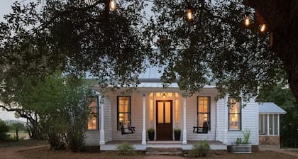 Restored Historic Lodging on the Outer Banks of the Llano River and Steps to Historic Main Street