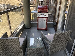 BBQ/ํผํฌ๋ ๊ณต๊ฐ
