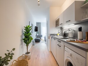 Single Suite L | Eigene Kochnische