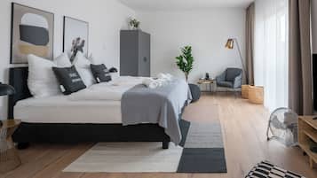 Suite XL | Individually decorated, individually furnished, desk, laptop workspace