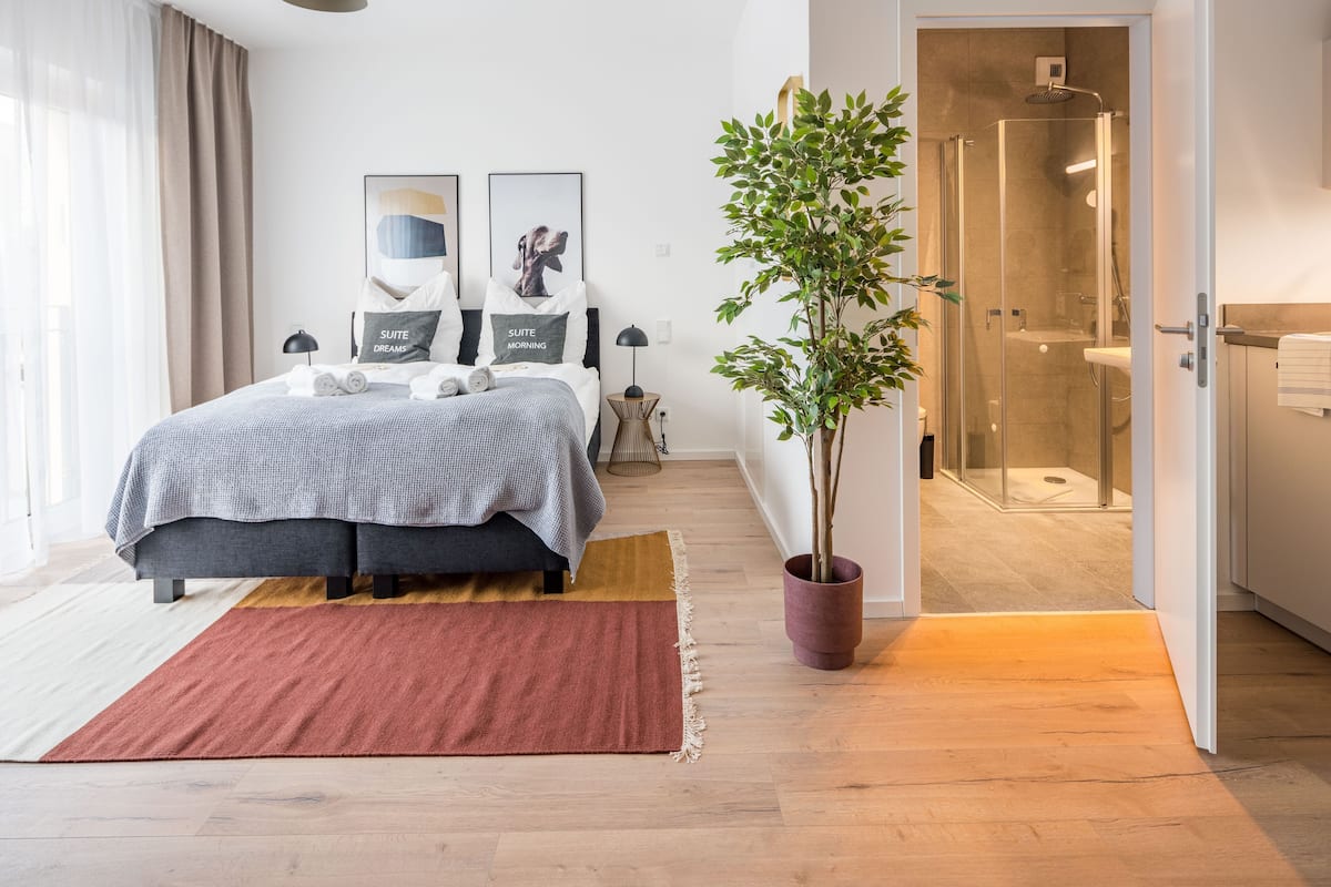 Suite L | 1 slaapkamer, individueel gedecoreerd, individueel gemeubileerd