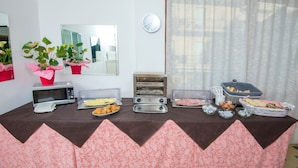 Free daily buffet breakfast - Hotel Venezia (Cattolica)