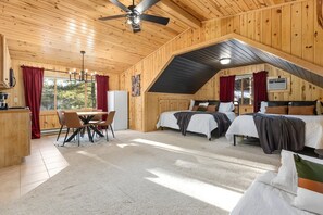 5 chambres, fer et planche à repasser, Wi-Fi gratuit, draps fournis