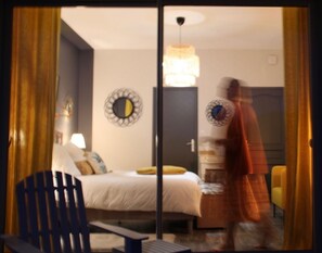 Panorama tweepersoonskamer, privébadkamer, uitzicht op tuin