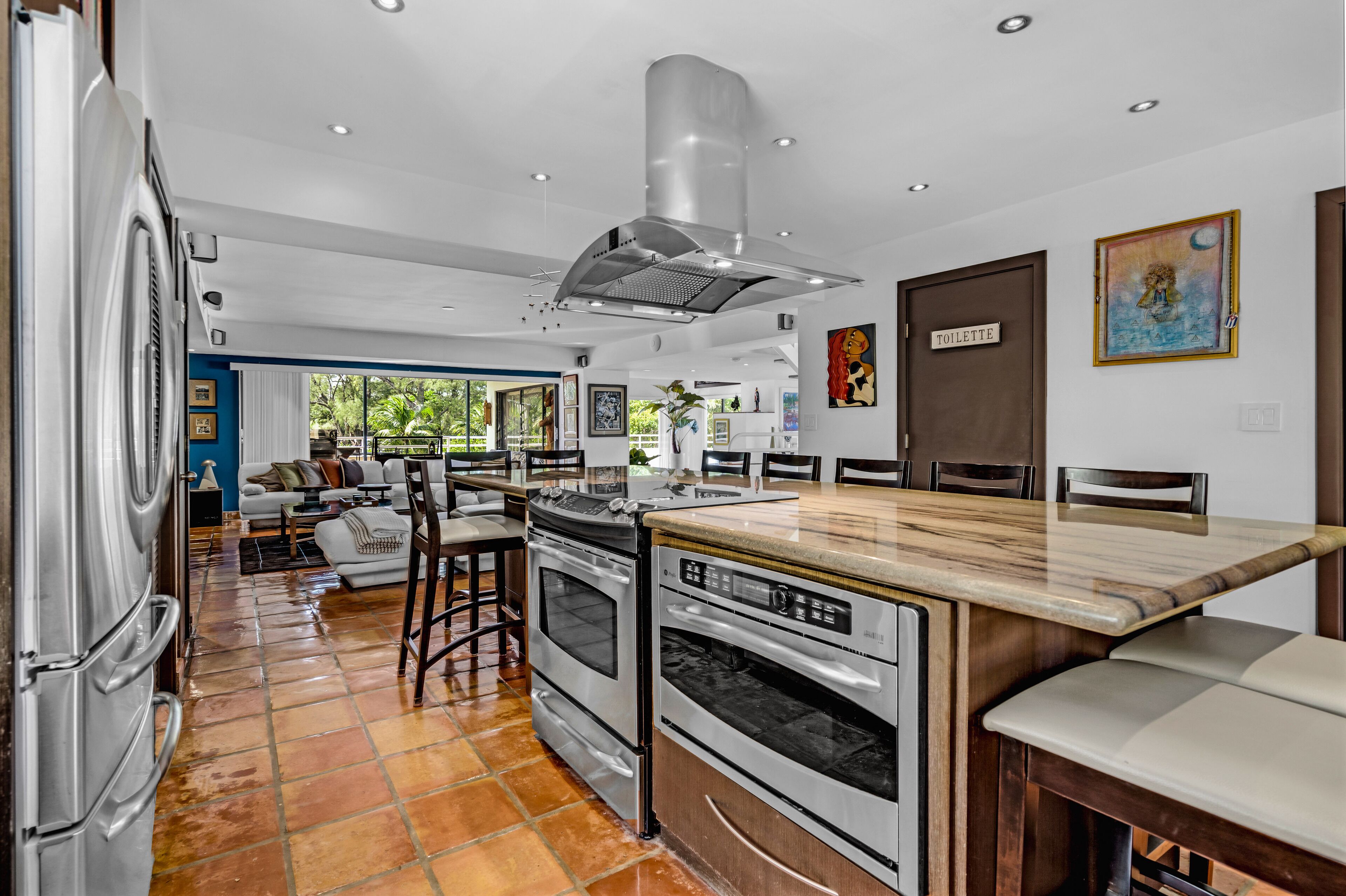 La Dolce Villa in Miami with direct access to the Bay!