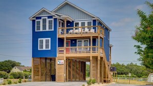 Exterior - Double Dog Dare – Sound-View OBX Retreat in Black Dog Harbor, Salvo (SALVO)