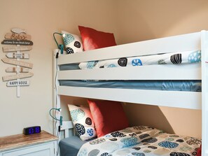 3 Schlafzimmer, kostenloses WLAN, Bettwäsche