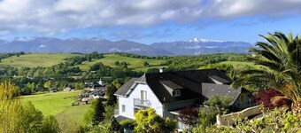 Gîte Le Cocoon de la Maison Bleue D'estialescq