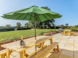 屋外ダイニングエリア