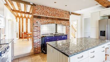 Lave-vaisselle, chaise haute