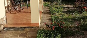 Incantu, mountain vacation home with garden and view -Sardinia