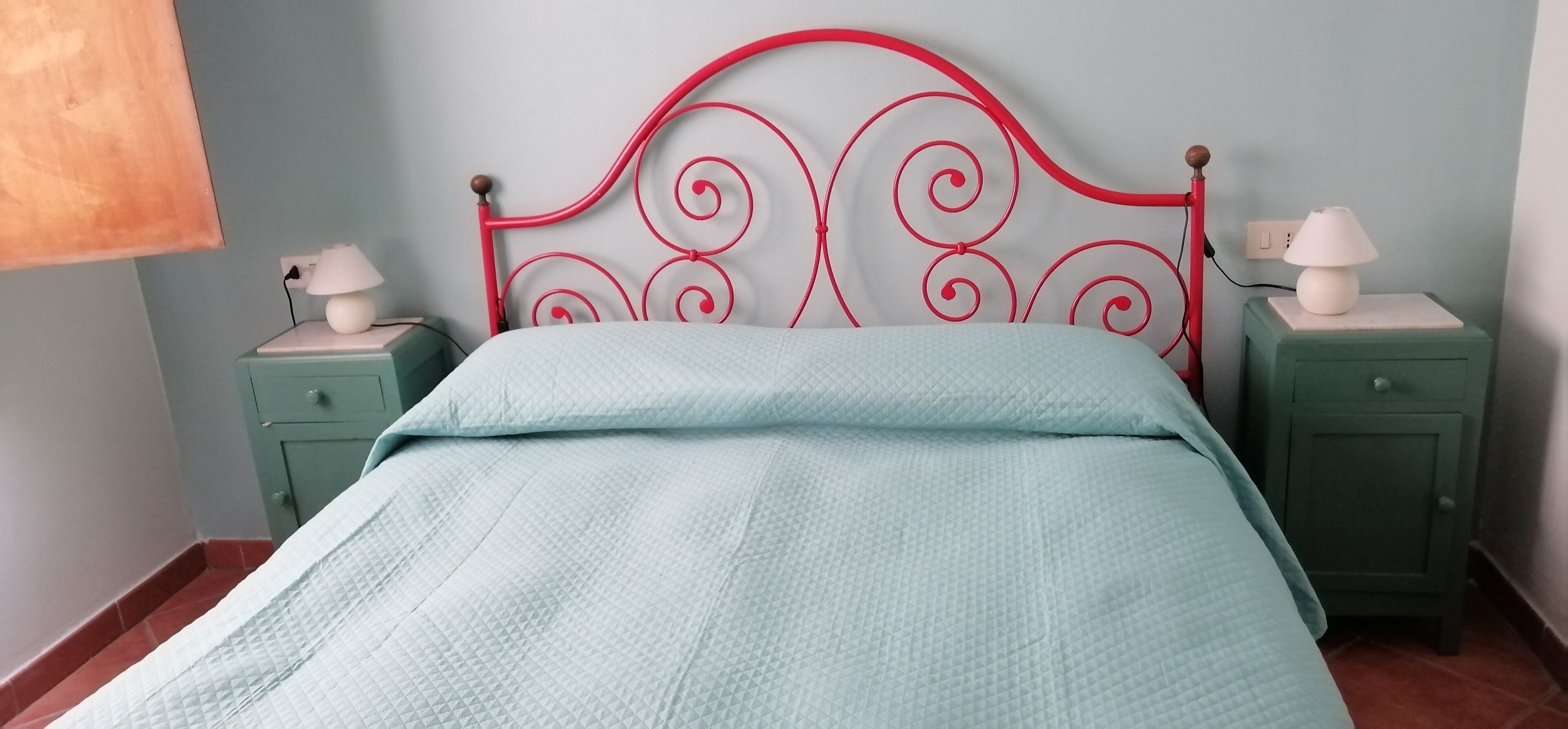 3 室のベッドルーム、WiFi