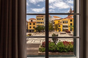 View from property - Zarco B&B - Bed and Breakfast (Funchal)