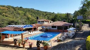 Piscina externa