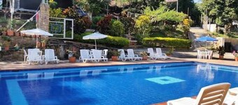 Habitación Triple en Hermoso Hotel Campestre