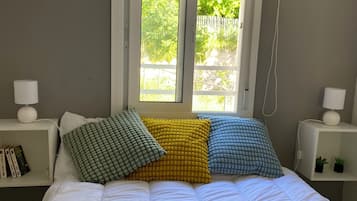 1 habitación, tabla de planchar con plancha y wifi gratis