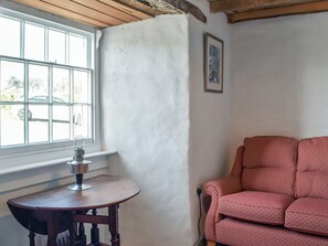 Interior - This cosy semi-detached cottage offers an idyllic couple’s retreat. (Newchapel, near Cardigan)