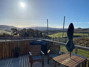 Outdoor dining - 1 bedroom accommodation in Oban (Oban)