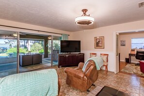 Smart TV, books, offices, printers