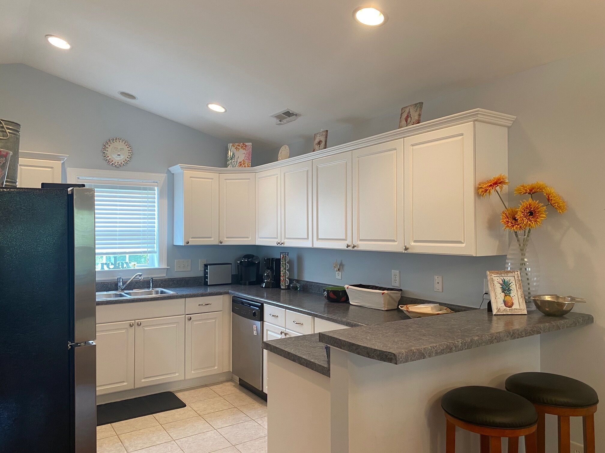 The Lazy Lemur Retreat - Entire house at the beach - West Oak Island