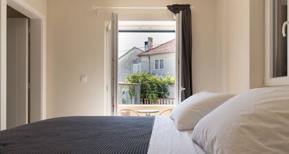 Villa Lali - Modern Villa near the sea in Lukoran