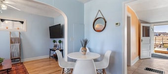 Dino Cave | Private Backyard | Sleeps 5 Guests!