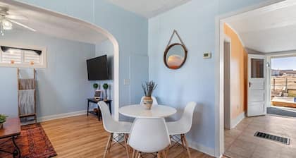 Dino Cave | Private Backyard | Sleeps 5 Guests!