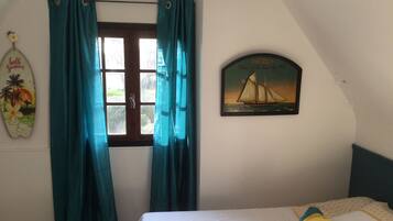 2 chambres, fer et planche Ă repasser, Wi-Fi, draps fournis