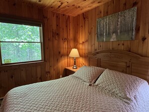 3 室のベッドルーム、アイロン / アイロン台、旅行用ベビーベッド、WiFi (無料)