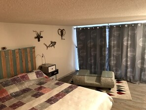 2 bedrooms